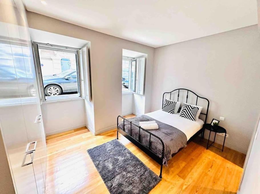 Lisbon Marques De Pombal Top Flat Great Locations City Center B Exterior photo